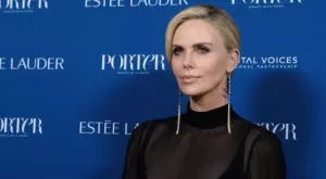 6 звезди, които не обичат да се къпят