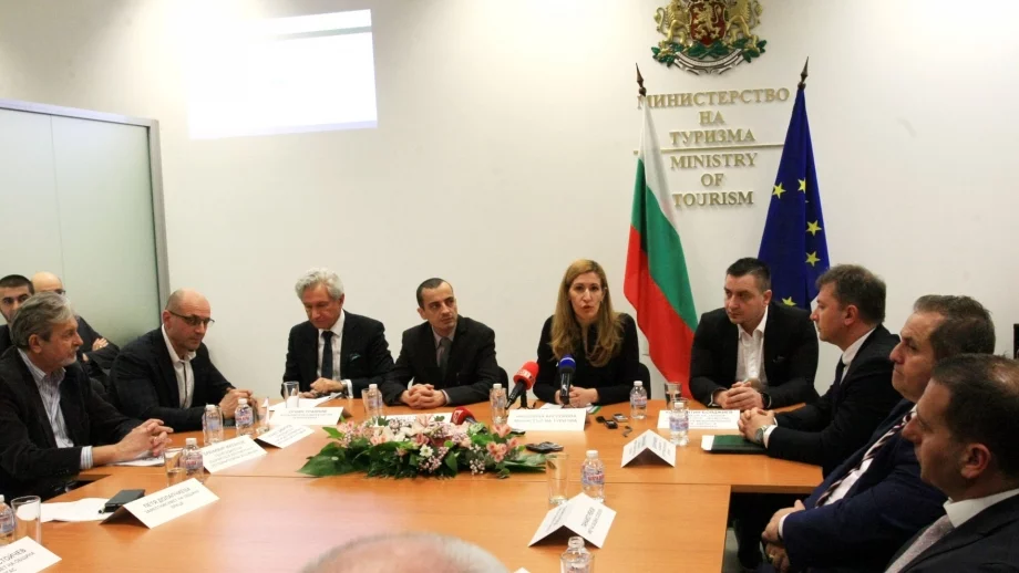 До 1 октомври ще трябва да се въведат данните в новата система за туристическа информация