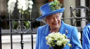 Тихото влияние на Кралица Елизабет II върху британската модна индустрия