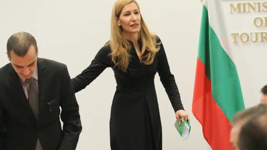 Ангелкова: След диалог ще определим местата за къмпингуване