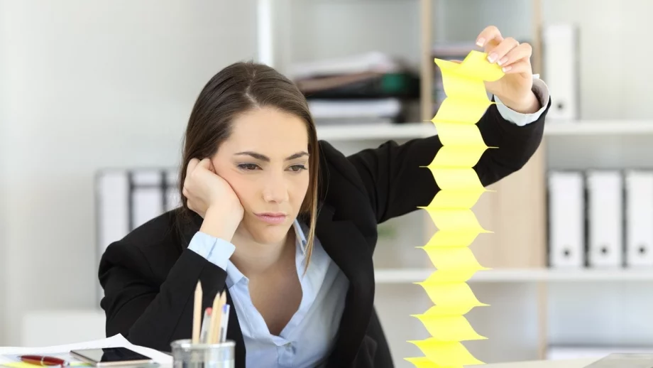 Скучно ви е на работа? Направете ето това