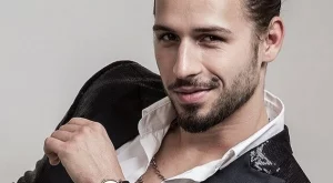 Папи Ханс: Aртистът не трябва да заблуждава публиката с евтини номера 