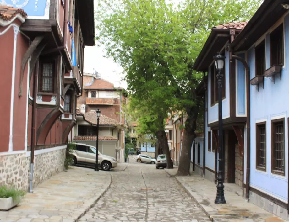 Ограничават достъпа на автомобили до Стария град в Пловдив