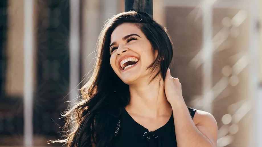 Виц на деня: Две костенуки прекосяват пустиня