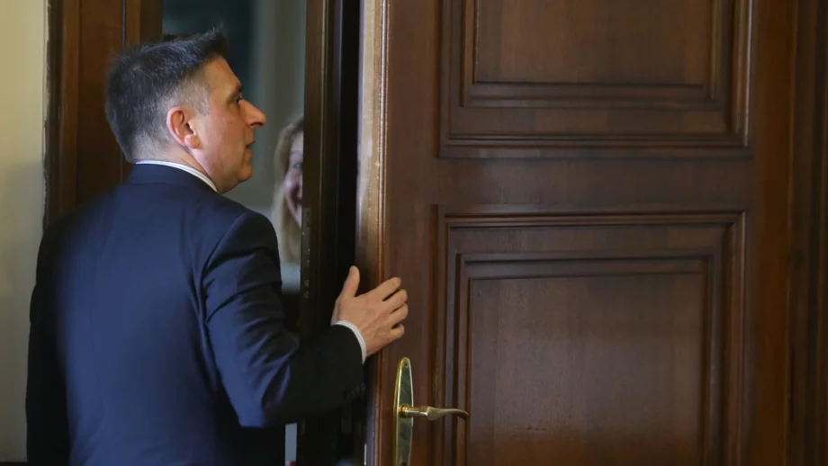 Правната комисия отхвърли ветото на президента върху промените в Изборния кодекс