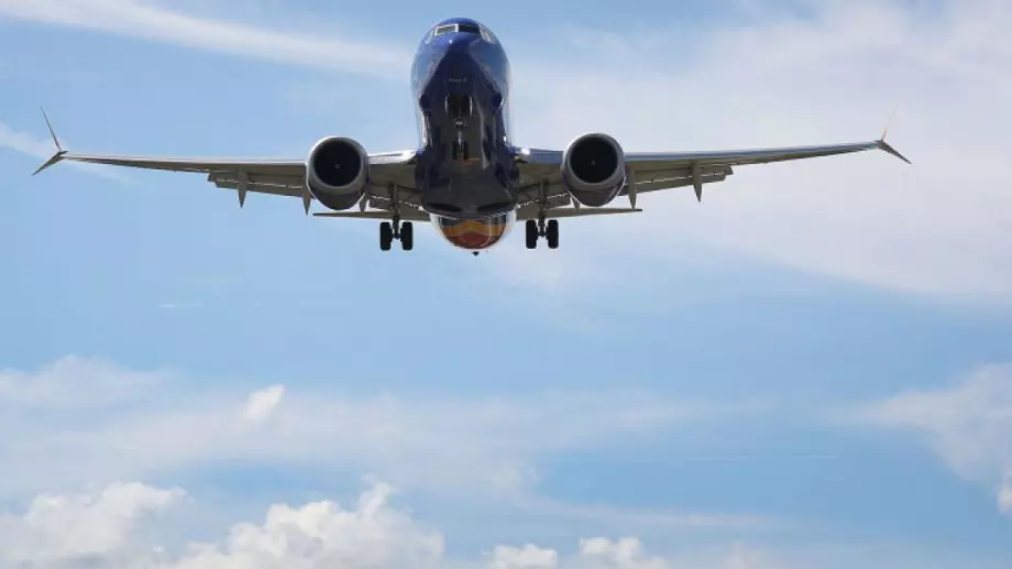 UPS купува 19 нови товарни самолета Boeing 767