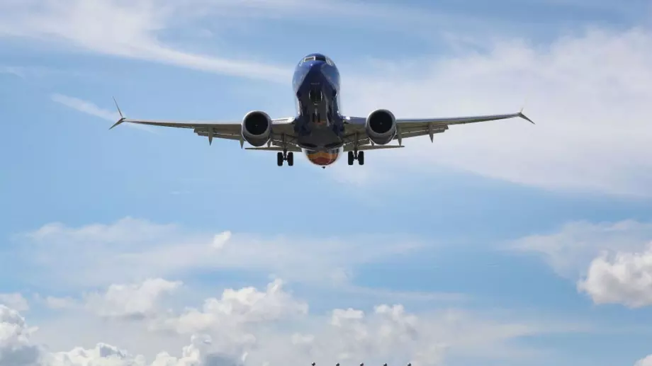 Boeing съкращава 2000 служители, но планира да разкрие 10 000 нови работни места 