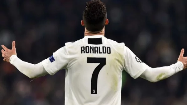 Може ли Кристиано Роналдо да превземе женските сърца и Шампионска Лига отново?