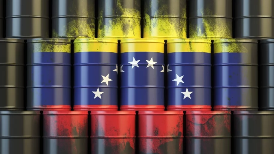 Венецуела обмисля спиране на петролните доставки за Куба