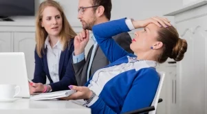 4 знака, че колегите ви не ви харесват