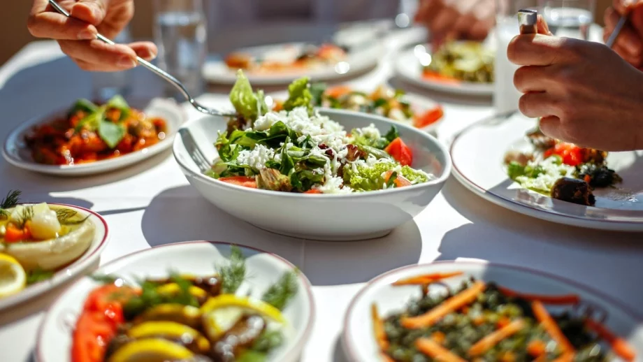 Ако забележите тези 2 "червени лампички" в ресторанта, не яжте там