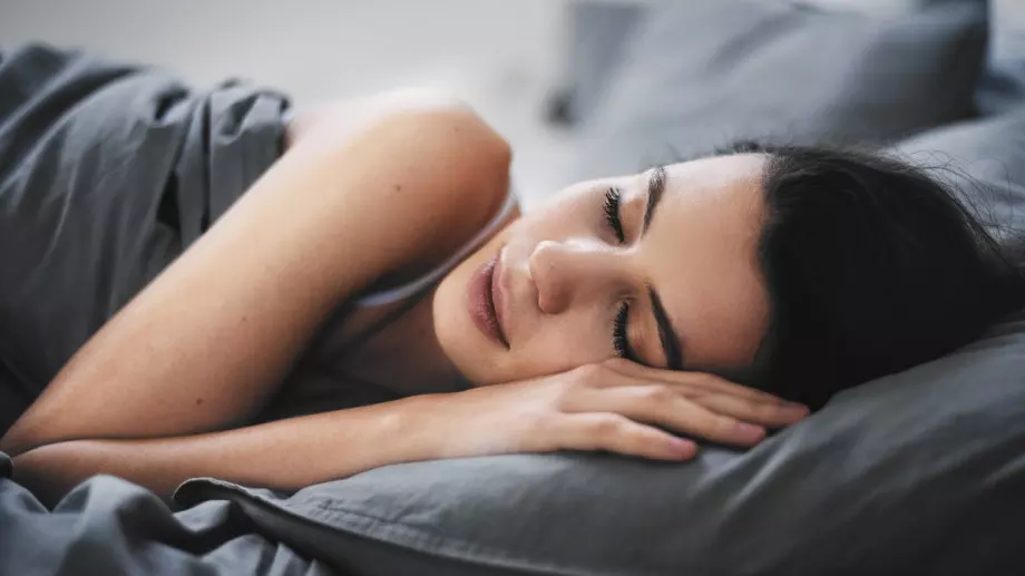 Ето защо е здравословно да спите голи