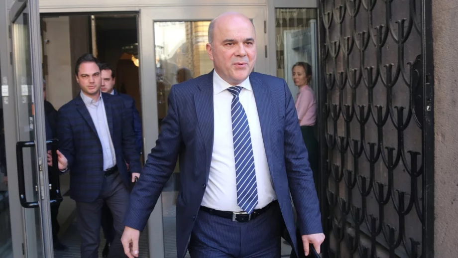 Петков не обясни разликите в пенсиите, понеже нямал данните