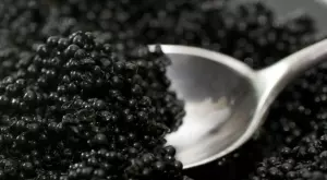 Женски виц за 11 август 2023: Пена купила черен хайвер, за да посрещне гости