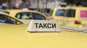 Такситата слагат прегради, ще возят по-малко пътници