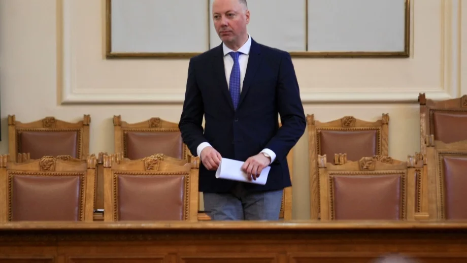 Желязков назначи одит в „Гражданска въздухоплавателна администрация“