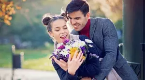 Някои сродни души остават с нас само за кратко, докато други влизат в живота ни, променят го и остават дълго време