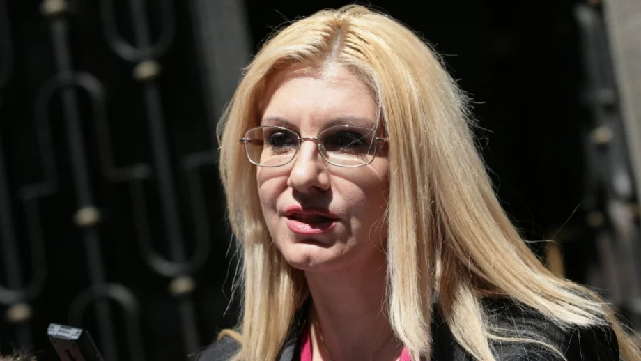 Десислава Ахладова временно ще бъде министър на правосъдието