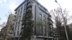 Апартаменти на етажа на Цачева вървят по 2000 евро/кв.м. Тя е дала по 696 евро