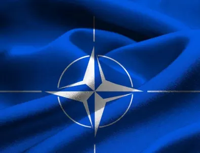 Петков увери Столтенберг: Готови сме да помагаме на НАТО с български батальон