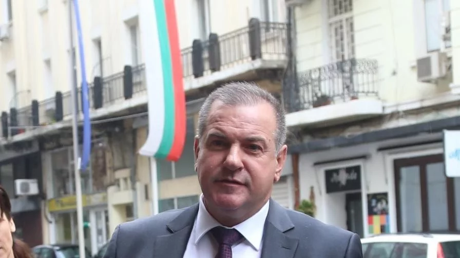 Вече бивш зам-министър за евтиния си имот: Той ми е втори от "Артекс" и е на шумно място