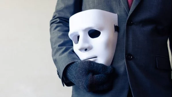 5-те зодии, които предават приятелите си   