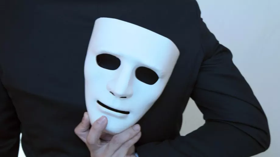 5 знака, че човекът срещу вас ви лъже