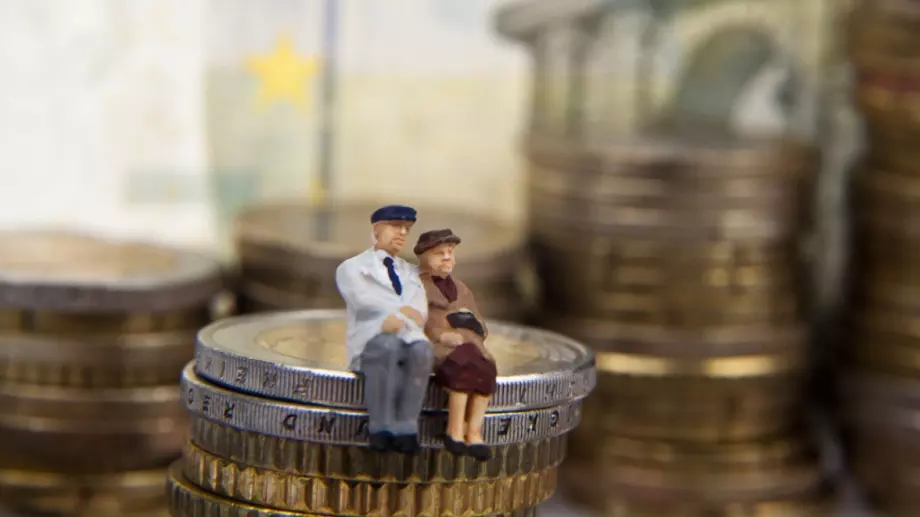 Над 170 000 пенсии могат да бъдат преизчислени