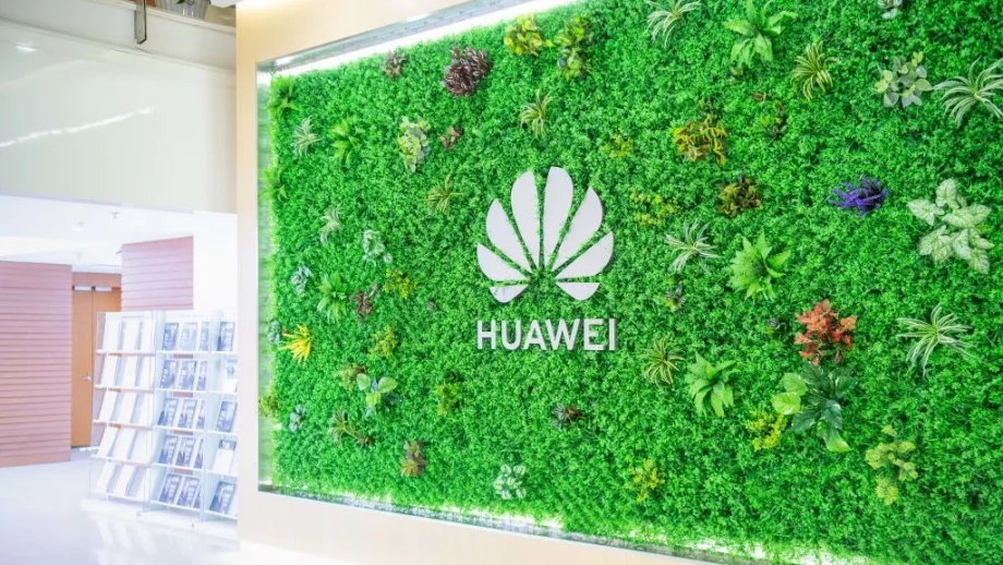 Приходите на Huawei растат с 39%