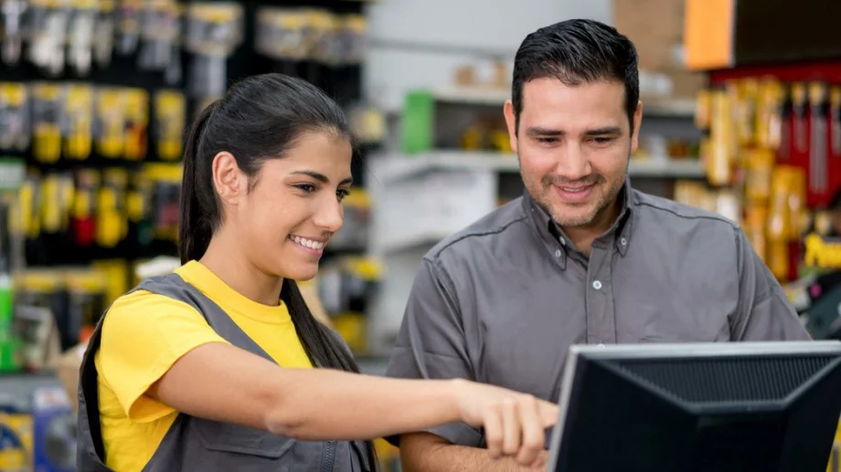 В България мъжете получават по-високи заплати от жените. С колко?