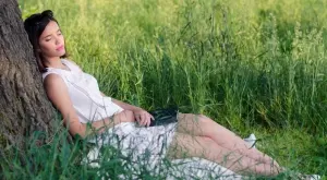 Пролетна умора - как да се справим с хомеопатия и хранителни добавки