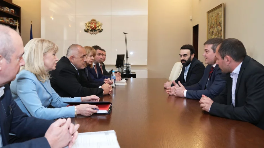 Строежът на небостъргача "Златен век" окончателно спира