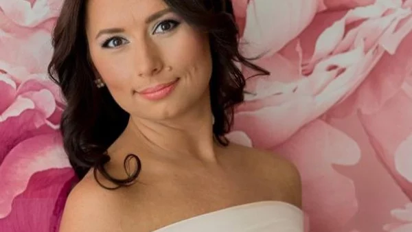 Наталия Кобилкина направи погача на сина си (снимка)