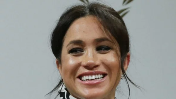 Меган Маркъл ражда вкъщи