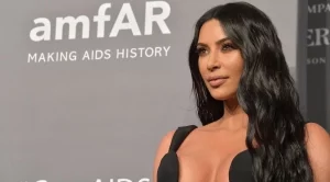 Ким Кардашиян ще става... адвокат