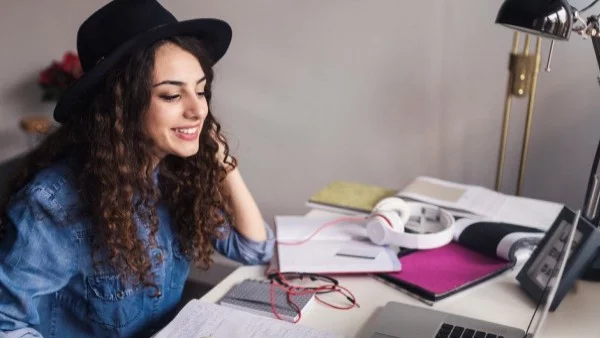 4 признака, че кариерата ви върви по-добре от любовния ви живот