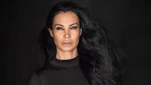 Цеци Красимирова с щуро моминско парти (снимки)