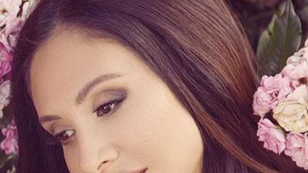 Мариана Попова шокира с нова прическа (снимки)