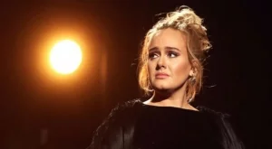 Адел се раздели със съпруга си