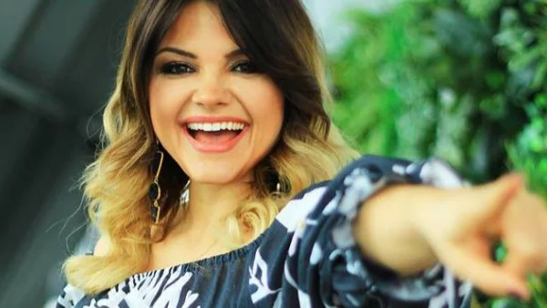 Петя Дикова роди