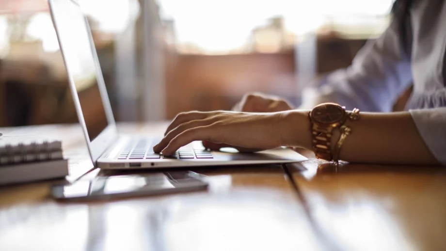 Ръст на пазара на персонални компютри през второто тримесечие