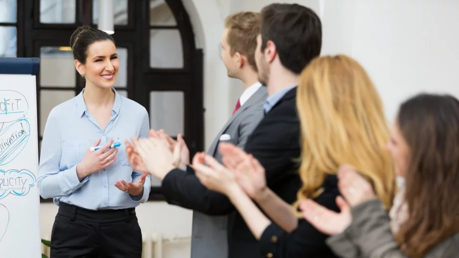 8 изречения, които харесваните колеги често казват в офиса