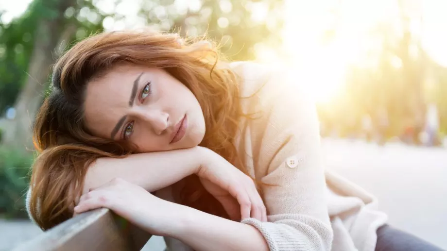 Не ѝ липсваш ти, липсва ѝ споменът за любовта, която не ѝ даде   