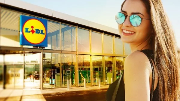 Ученици правят първи стъпки в кариерата с практикантската програма на Lidl