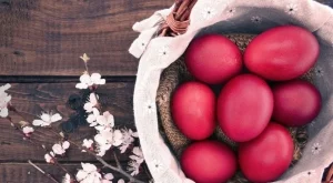 Велики четвъртък е! Боядисваме великденските яйца