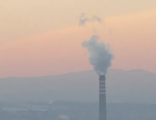 Глоба до 20 000 лв. за завод, замърсяващ въздуха в Асеновград (ВИДЕО)