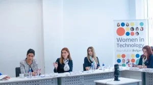 Всяка пета жена в ИТ сектора у нас иска да напусне заради ниска заплата