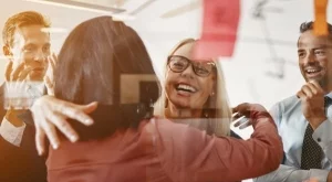 Най-харесваните колеги често използват тези 8 изречения