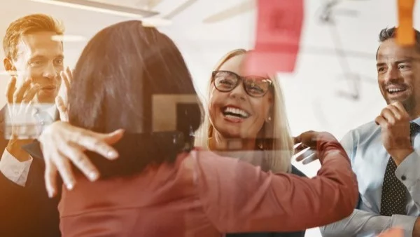 Най-харесваните колеги често използват тези 8 изречения