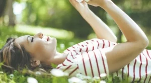 Жените четат повече от мъжете в България